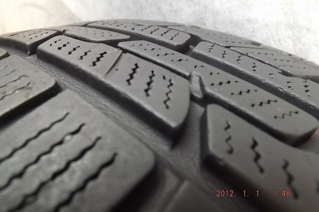 [O93] 1 WINTER 175/65R15 84T FIRESTONE WINTERHAWK 2 EVO x Product image