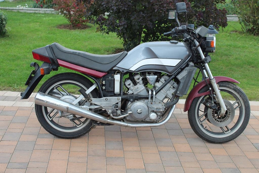 YAMAHA XZ550 ΖΑΝΤΕΣ ΑΞΟΝΑ ΤΡΟΧΟΥ ΜΠΡΟΣΤΑ 5/250 Product image