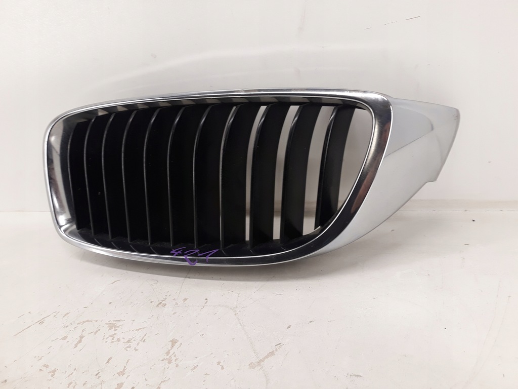 BMW 4 F32 F33 F36 Μοντέρνα σχάρα με "νεφρό" στην αριστερή όψη Product image
