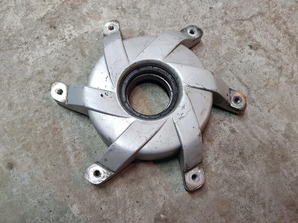 BMW F650 CS DRIVE WHEEL REAR DRIVE HUB Product image