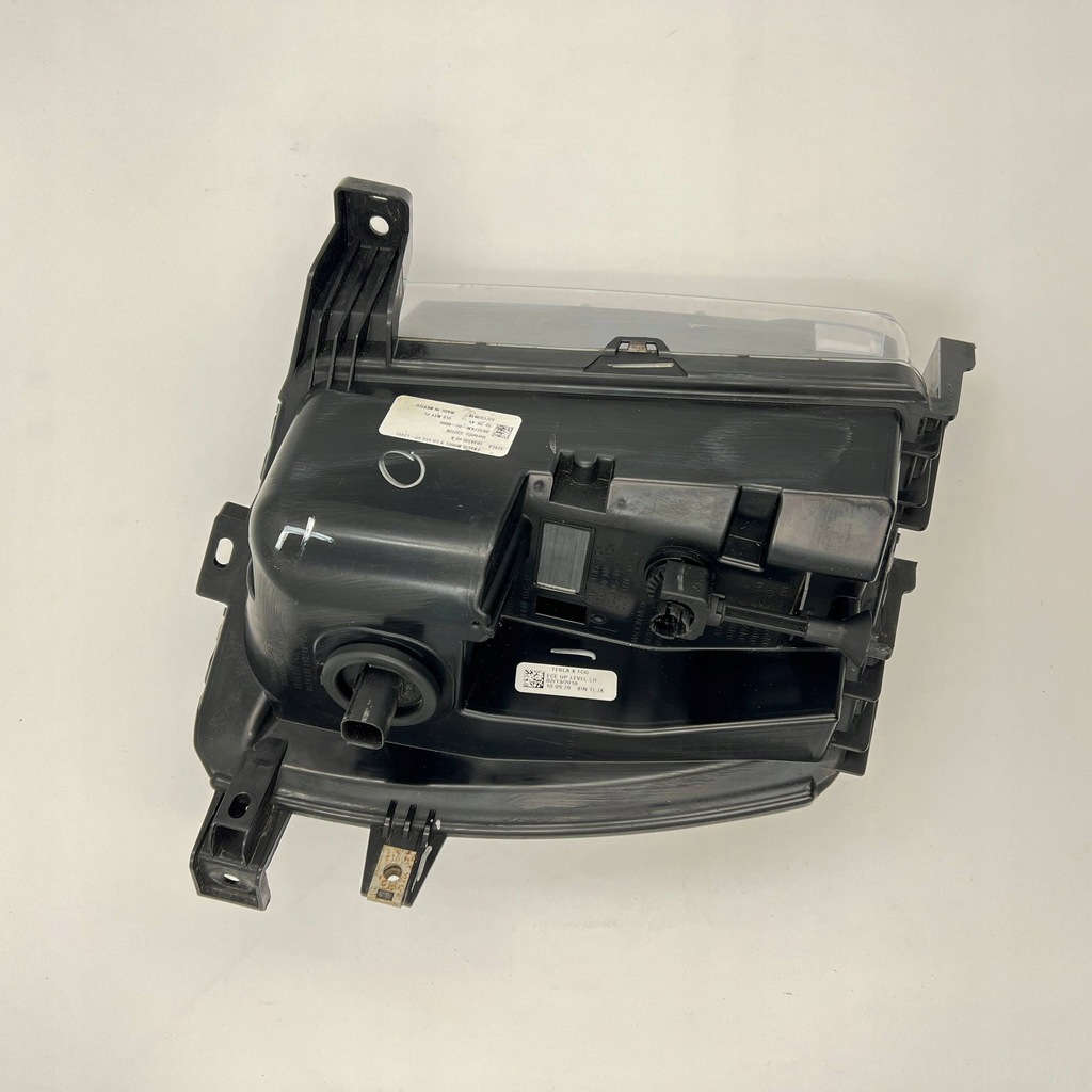 TESLA X HALOGEN LEFT LED DRL 103433000A Product image