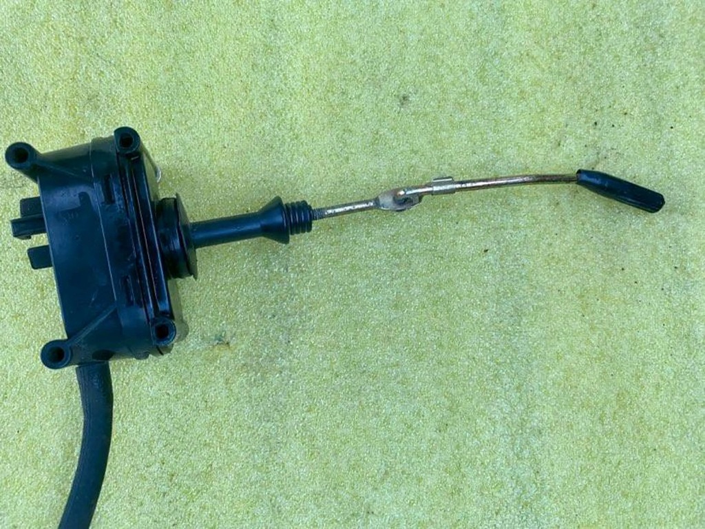 Mercedes-Benz W124 Ενεργοποιητής κεντρικού κλειδώματος Product image