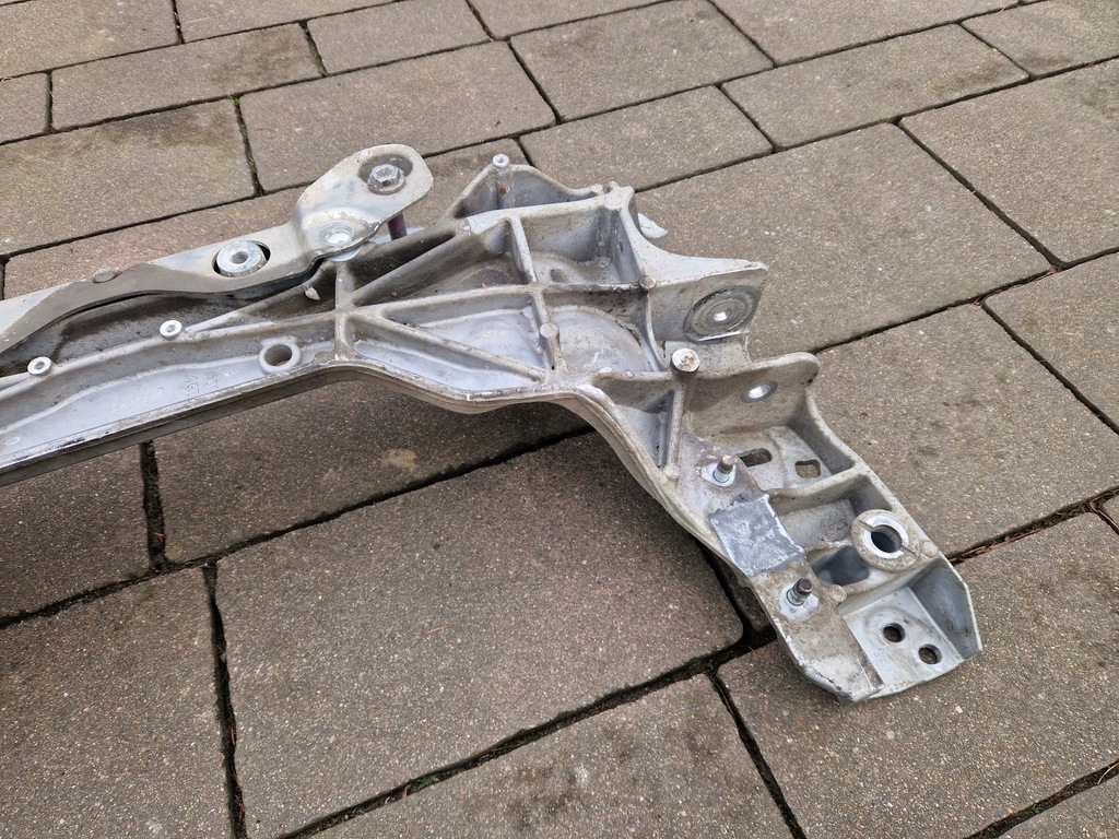 Infiniti Q50 Sled Trolley Front 4ge   2013 Product image