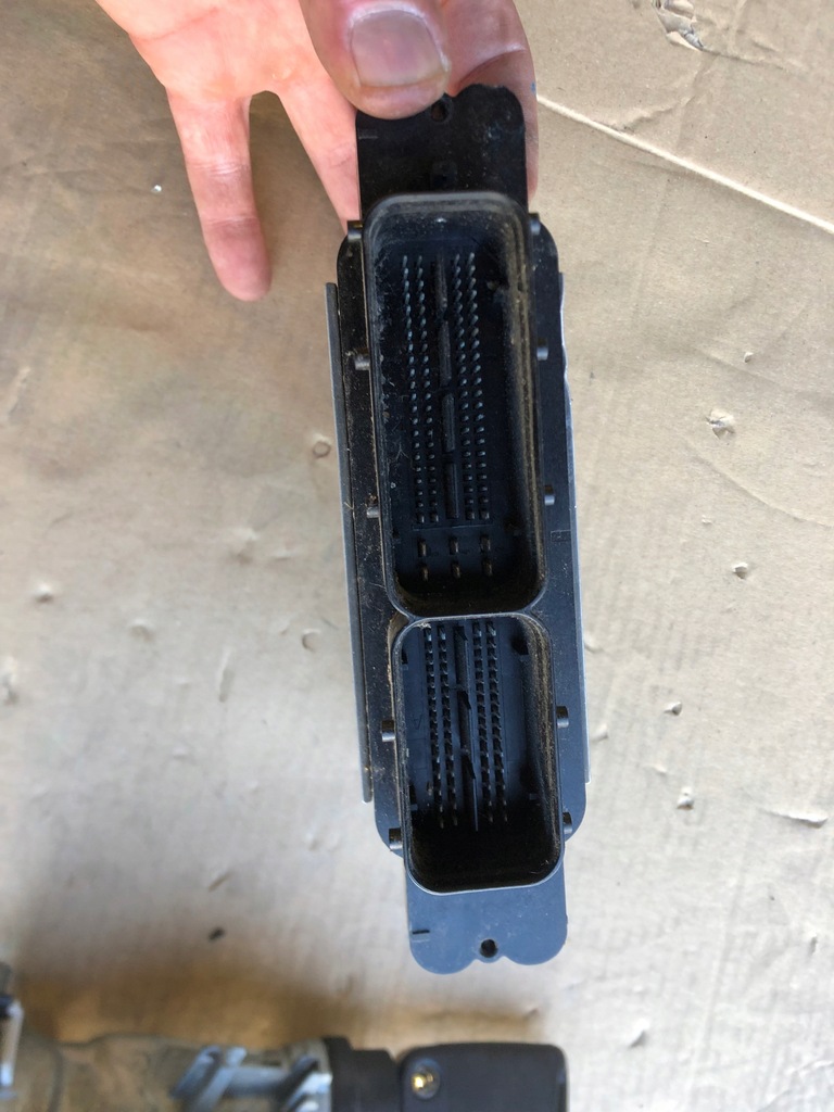 Ελεγκτής κινητήρα VW sportswan 04E907309BH Product image