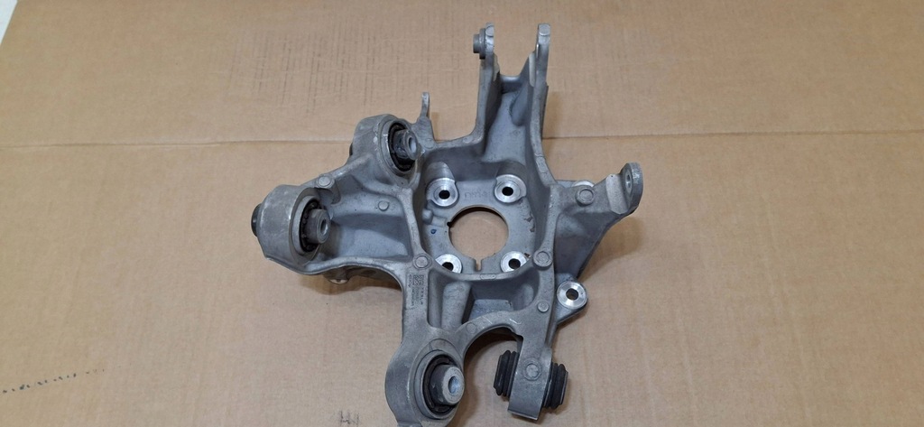 Ο πίσω οπίσθιος διακόπτης Tesla S Plaid 1420416-00-J Product image