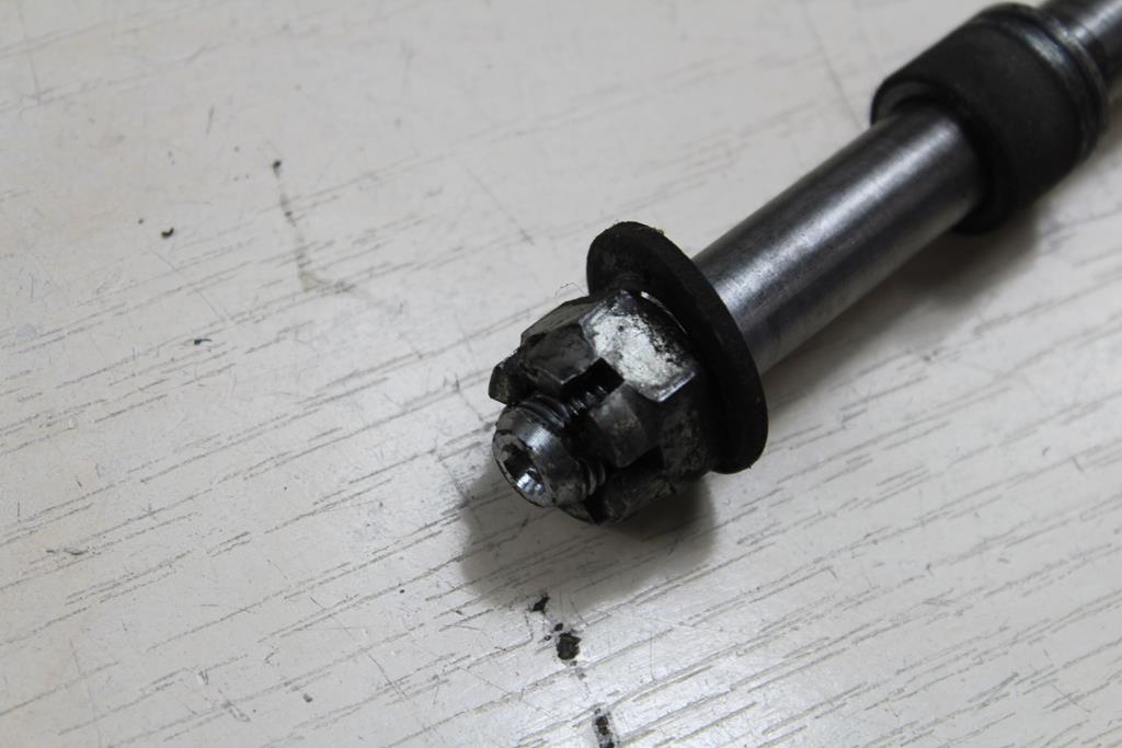 YAMAHA XZ550 ΖΑΝΤΕΣ ΑΞΟΝΑ ΤΡΟΧΟΥ ΜΠΡΟΣΤΑ 5/250 Product image