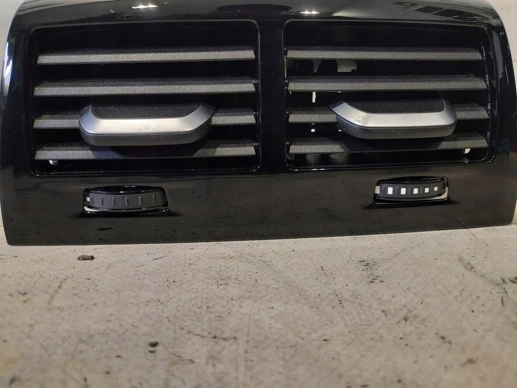 ΠΙΣΩ AIR AIR GRILLE BMW 5 G30 G31 G32 9330687 Product image