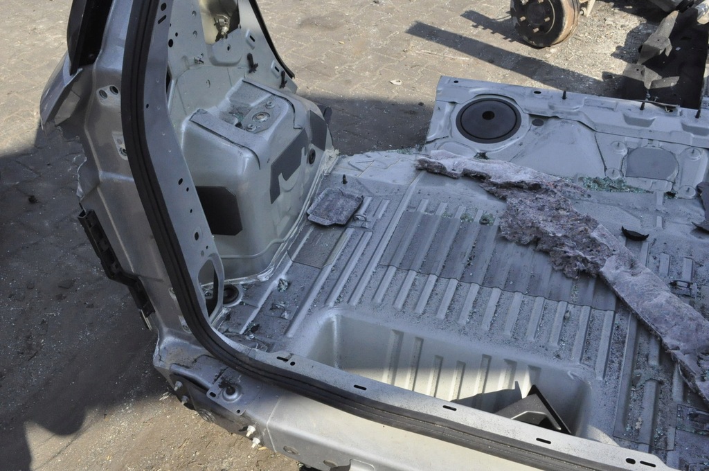 FORD ECOSPORT ASS ΠΙΣΩ ΖΩΝΗ ΠΙΣΩ ΜΠΑΝΙΡΟ ΦΤΡΟΛΟ ΔΕΞΙΑ ΑΡΙΣΤΕΡΑ ΔΙΑΒΑΣΤΕ ΤΗΝ ΠΕΡΙΓΡΑΦΗ!! Product image