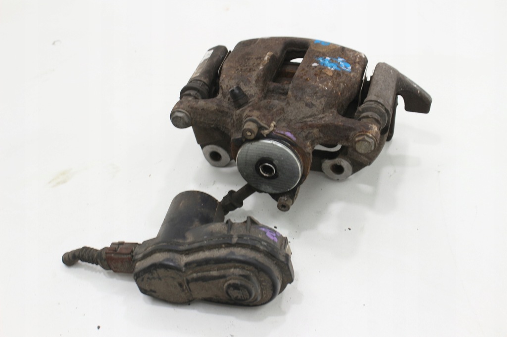 AUDI A5 8T 3.0 TDI ZACISK HAMULCOWY LEWY TYŁ USZK Product image