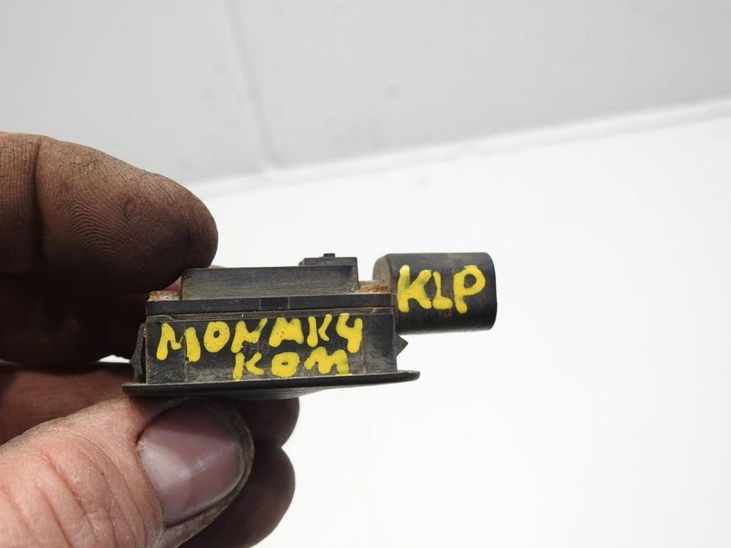 ΚΟΥΜΠΙ ΠΙΣΩ ΚΟΥΚΟΥ MICROSTIC FORD MONDEO MK4 IV LIFT COMBI 1L2T-14K147-AA Product image