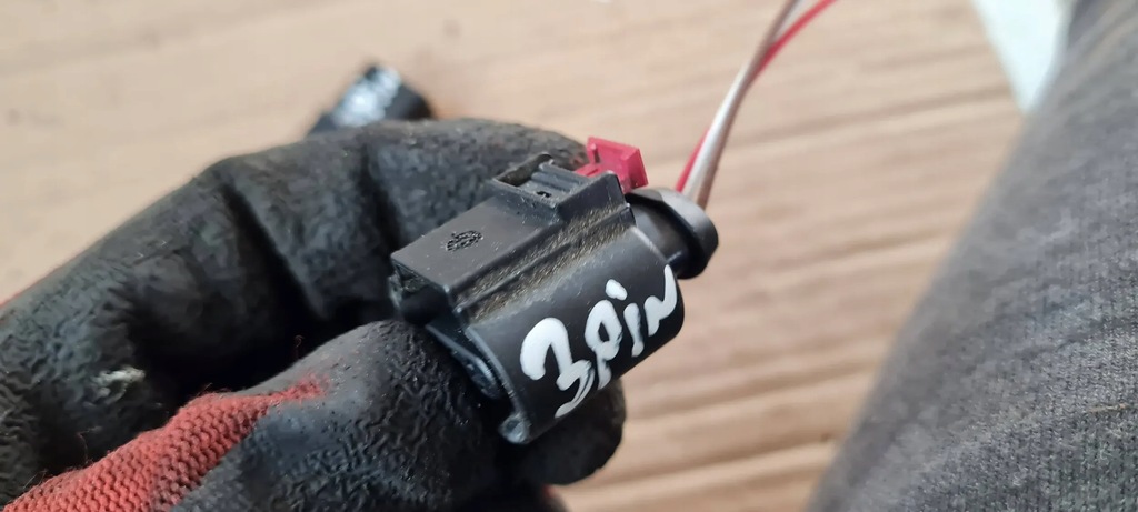 A5 8W PLUG CUBE 1J0973803 VW AUDI A4 B9 8W A5 Q7 4M Q5 80A Product image