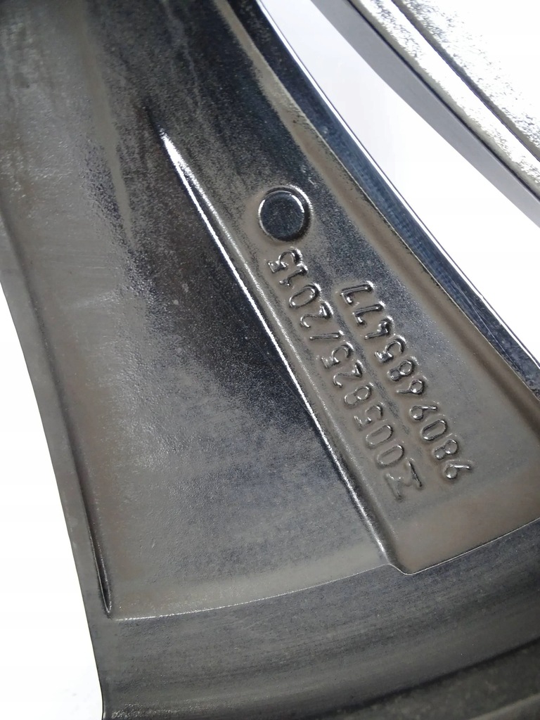 PEUGEOT RIM 7 j x 19 H2 CH5 38 9809685477 Product image