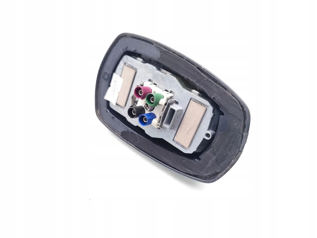 Mercedes-Benz E-Class GPS Antenna 2015 Salon 4/5δρ Product image