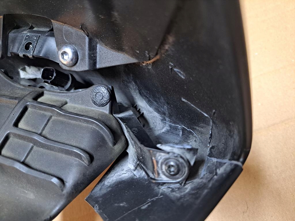 TRIUMPH SPEED TRIPLE 1050 RS 18-20R CAP + GLASS Product image