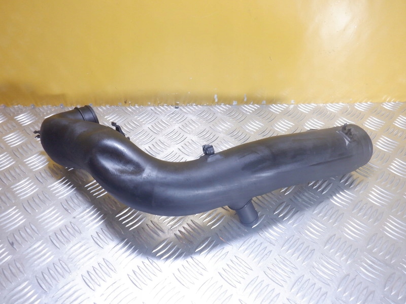 VW PASSAT B6 TDI INTERCOOLER PIPE 1K0129654K Product image