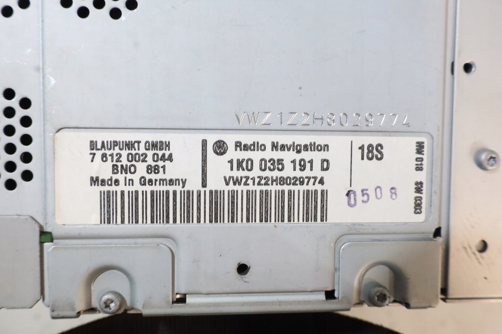 RADIO VOLKSWAGEN PASSAT B6 Product image
