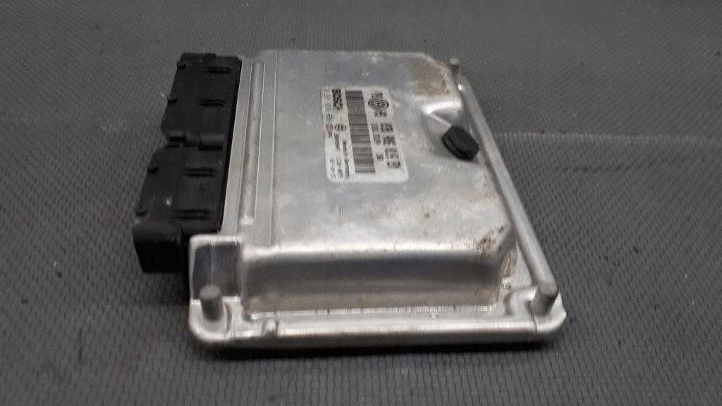 0281010668 υπολογιστής VW PASSAT B5 1.9 TDI Product image