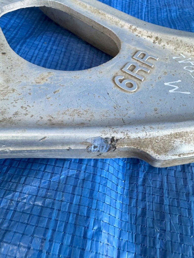 Αριστερά Swingarm Renault Austral 1.2 E-Tech Product image
