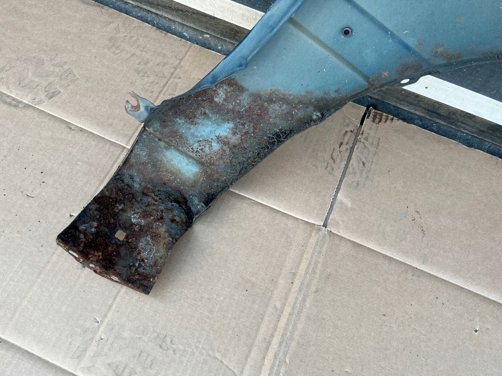 ΑΡΙΣΤΕΡΟ ΜΠΡΟΣΤΙΝΟ ΦΡΟΛΟ NISSAN SUNNY N14 1991-1996 3D Product image