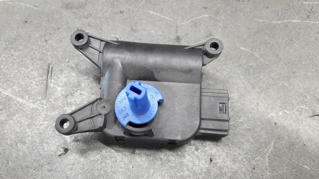 0132801305 Audi A4 B6 Μηχανή θερμαντήρα αέρα Product image