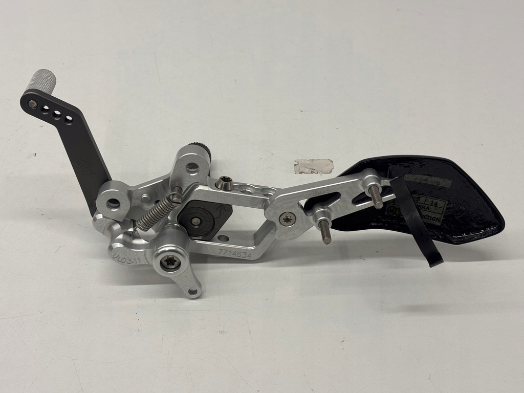 BMW OE K1300 S HP Ρύθμιση δεξιού ποδιού οδηγού Product image