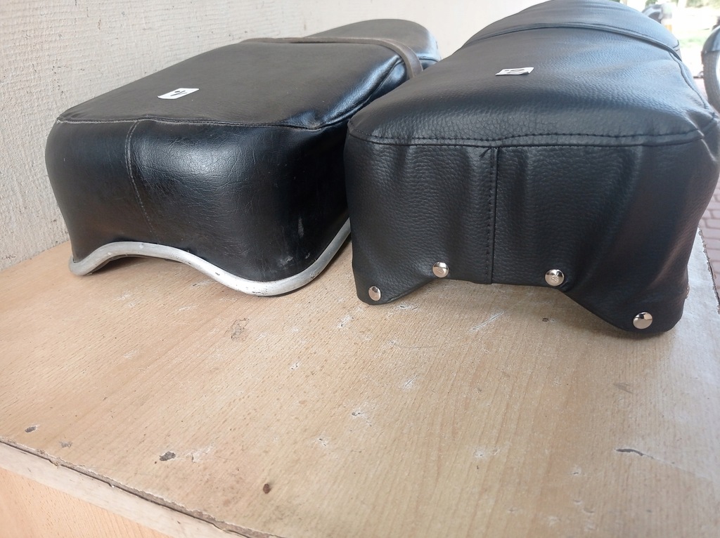 SHL M11 - Μέρη - Καθισμένος - Couch x 2 - (1+2) Product image