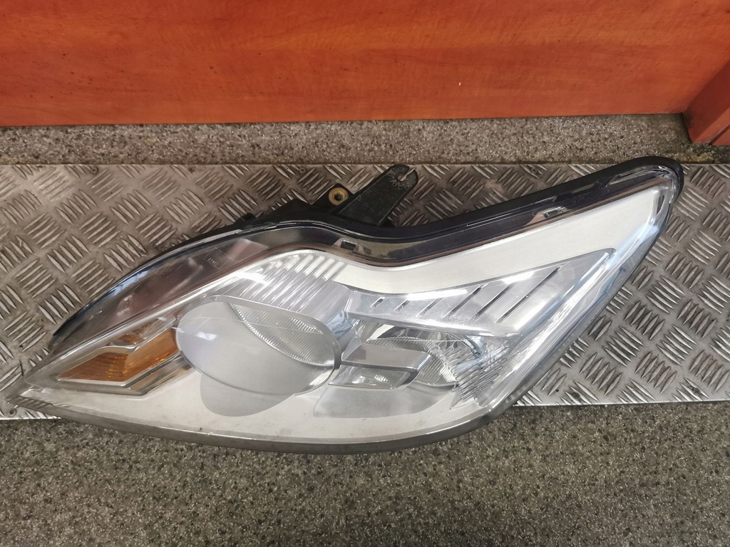 ΛΑΜΠΑ FOCUS MK2 ΜΠΡΟΣΤΑ ΑΡΙΣΤΕΡΑ UK 8M51-13W030-BD Product image