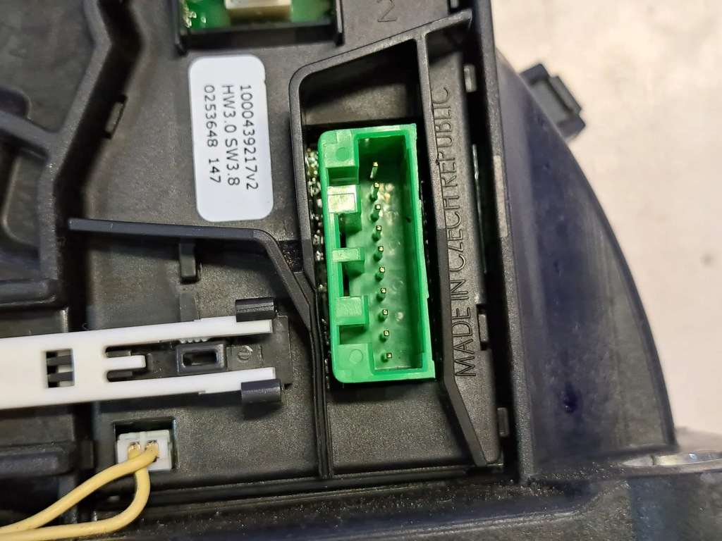 Volvo S60 2015 Jacks and shifters Product image