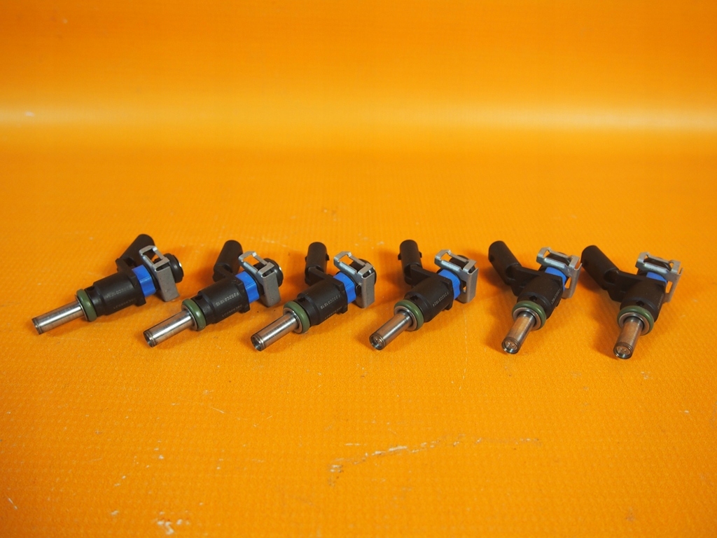 Audi A6 4G CRE Fuel Injector 06e906031 36KM Product image
