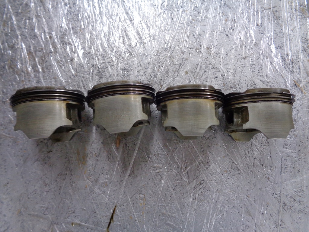 HONDA HORNET CB 900 Block, Στροφαλοθάλαμοι κινητήρα, Έμβολα Product image