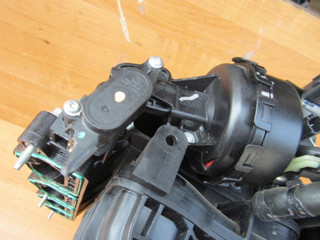 MUSTANG 5.0 GT INDUCTION MANIFOLD FR3E-9S455-HF ρυθμιστής λαμπτήρα αισθητήρα πτερυγίου Product image