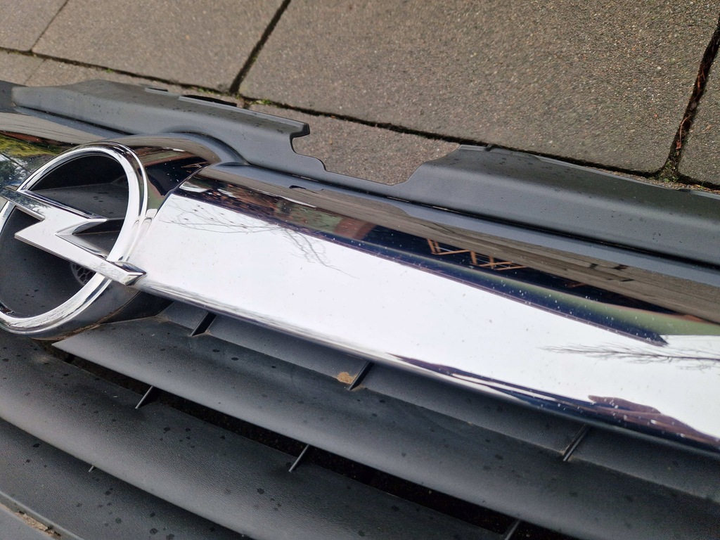 Opel Corsa D Πριν ανυψώσει το μπροστινό προφυλακτήρα Dummy Chrome 13179940 06-2011 Product image