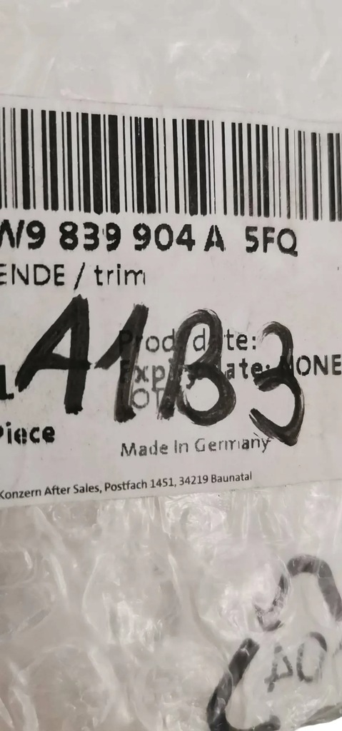 AUDI A4 B9 8W9 15-19 ΣΤΡΙΠ ΚΑΛΥΜΜΑ ΠΟΡΤΑΣ ΠΙΣΩ ΔΕΞΙΑ 8W9839904A Product image