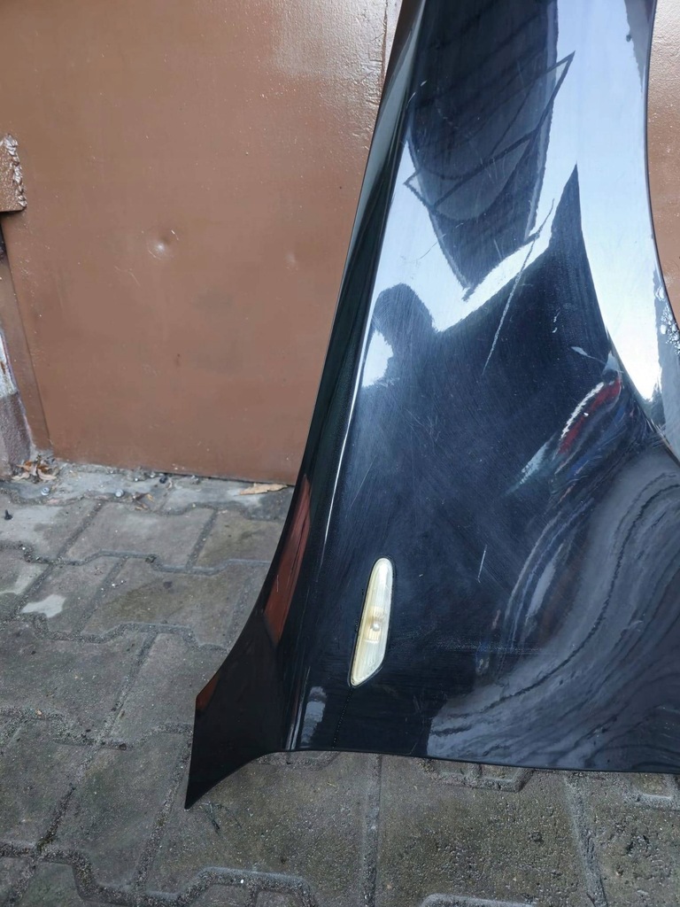 BMW E87 E81 Φτερό ΔΕΞΙΑ Μπροστά 475/9 Product image