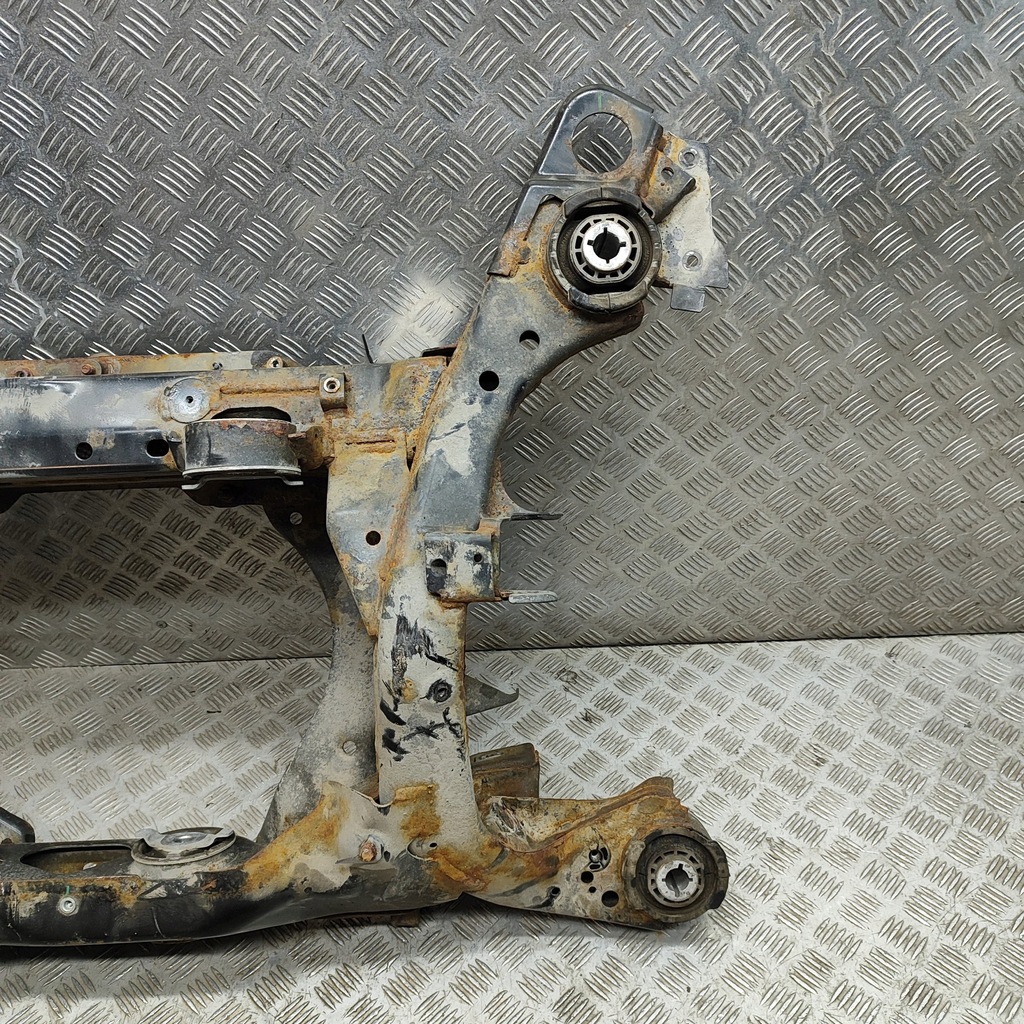 32268545 VOLVO Πίσω έλκηθρο Product image