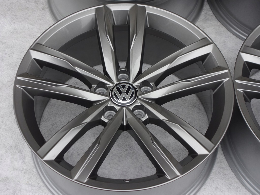 VW ARTEON PASSAT B8 LIFT TIGUAN 18' DARTFORD ΖΑΝΤΕΣ Product image