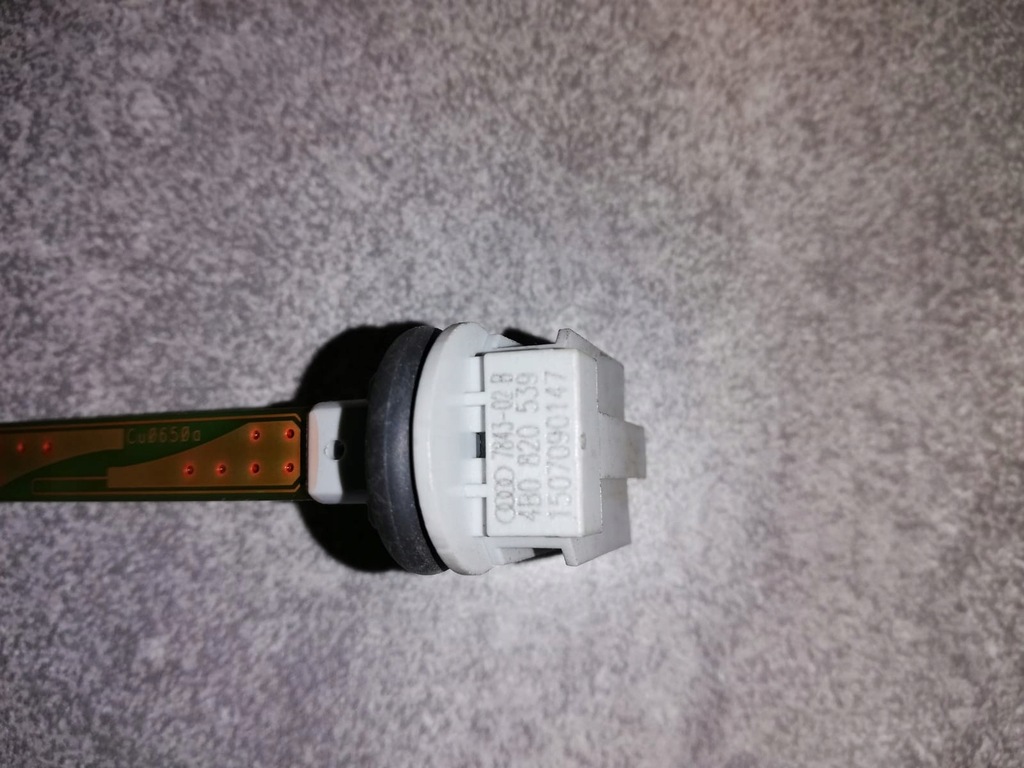 ΑΙΣΘΗΤΗΡΑΣ ΘΕΡΜΟΚΡΑΣΙΑΣ VW AUDI SEAT SKODA 4B0820539 Product image