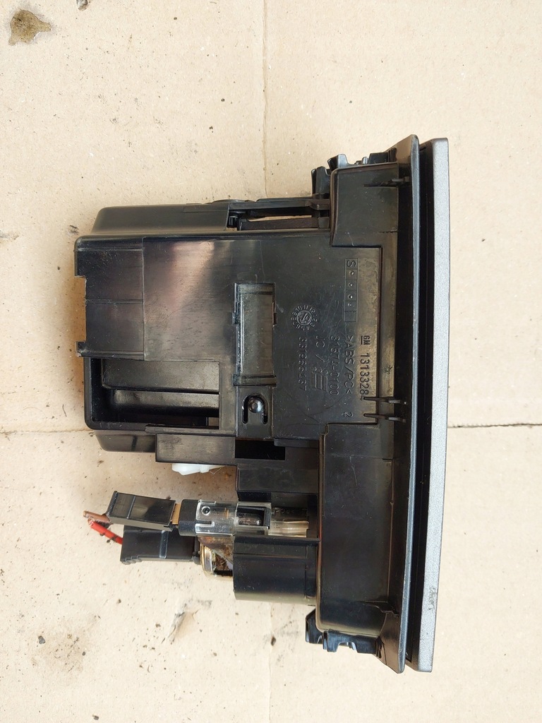 Τασάκι Opel Astra H 13133284 Product image