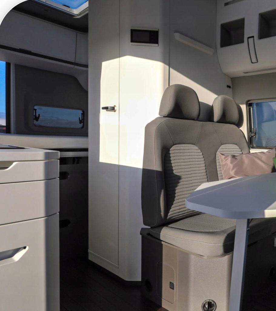 Πόρτα ντουλαπιού VW Crafter Grand California Camper Door Product image