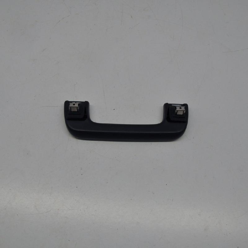 Μπροστινή αριστερή λαβή του Audi A4 Avant (8W5, B9) 4M0857607 3.0L Product image