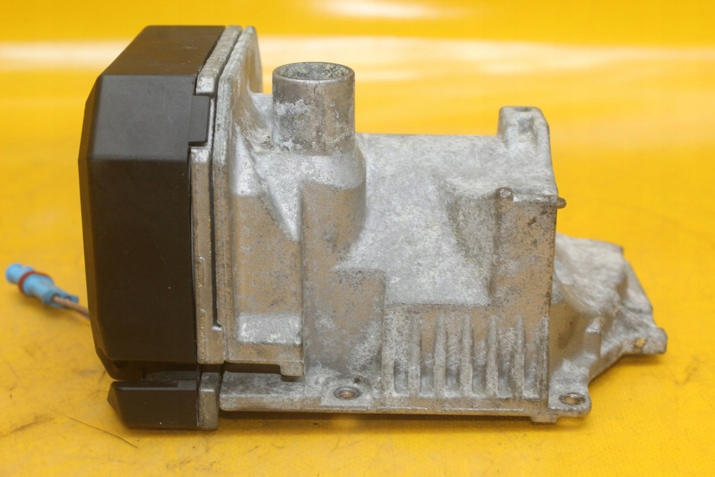 Webasto Audi Q7 Bus VW 4L0815071G Ελεγκτής θέρμανσης στάθμευσης Product image