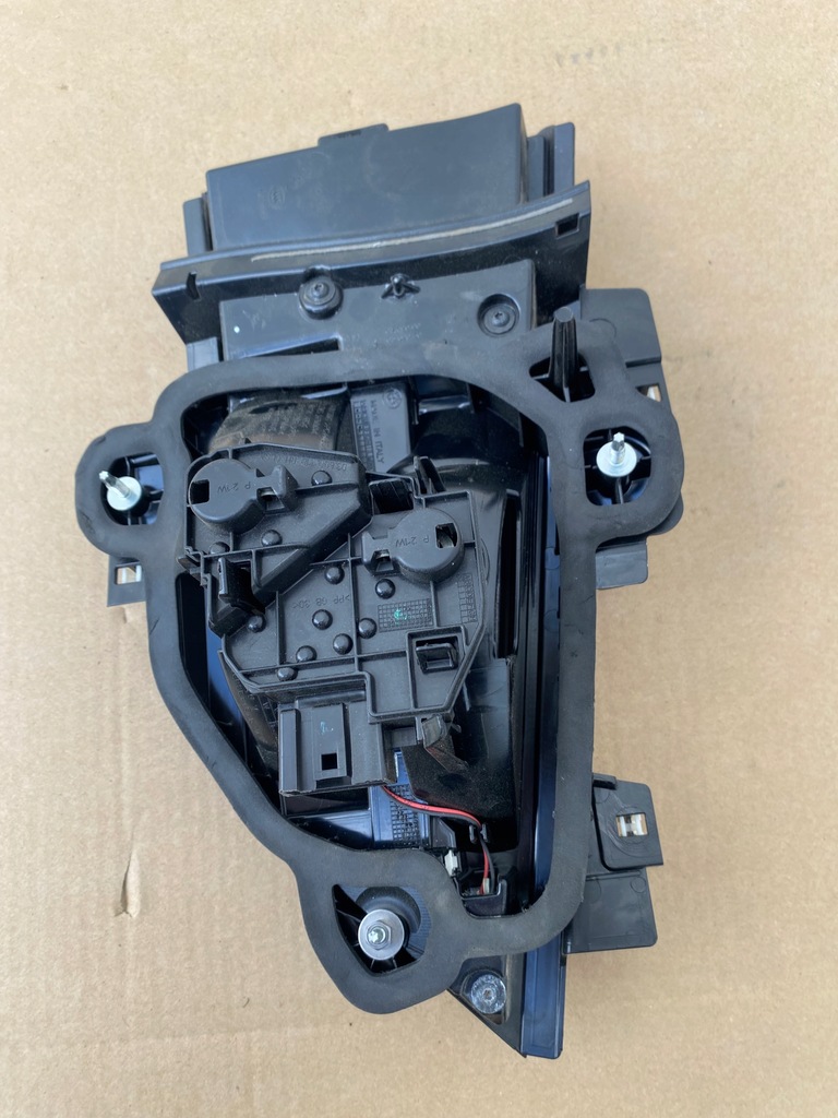 BMW X2 F39 Λάμπα πίσω Σκοτεινή Ευρώπη 9881160 Product image