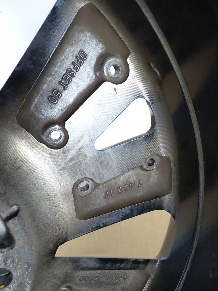 RIM KIA 7J x 17 ET50 52910-J2000 5X114.3 Product image