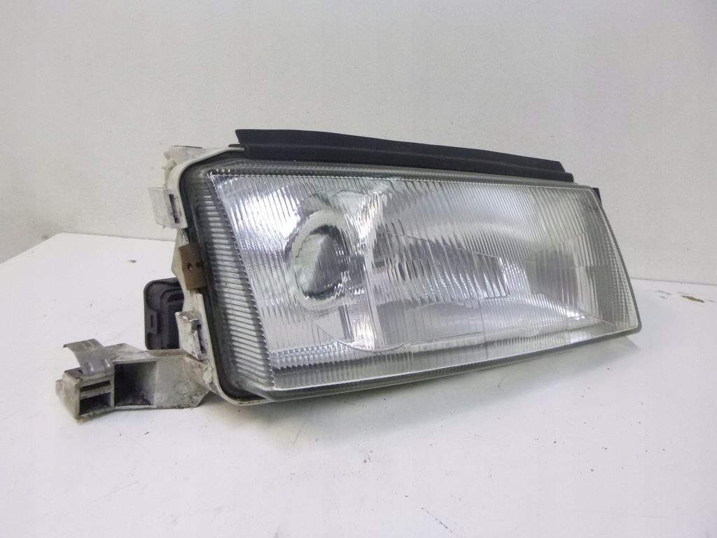 Προβολέας Skoda Octavia 1996 – 2010 Product image