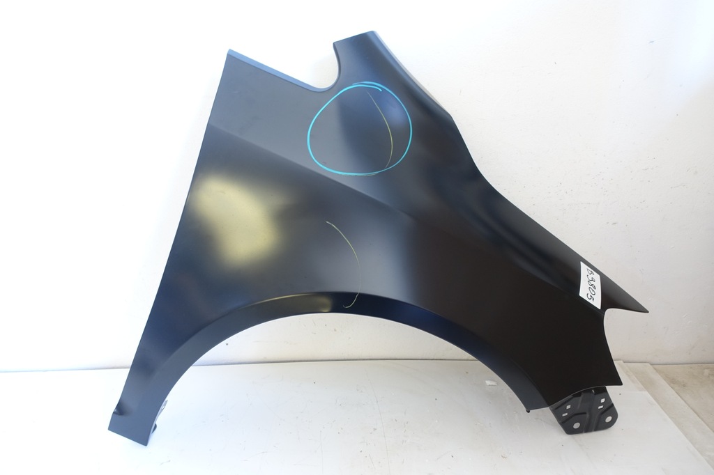 VW Golf v VI Plus Right Μέλος 5M0821022 Product image