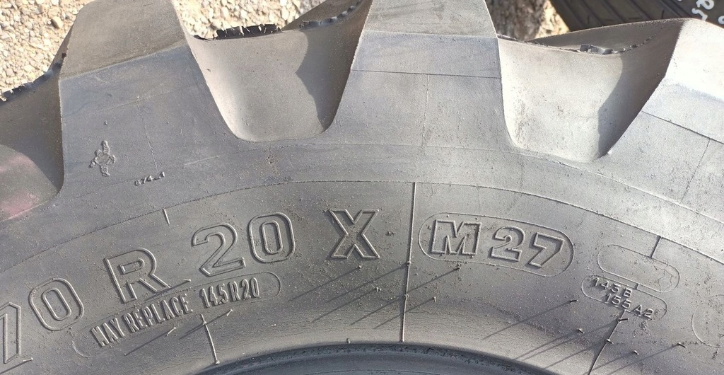 405/70R20 (R002) MICHELIN XM27 20mm Product image