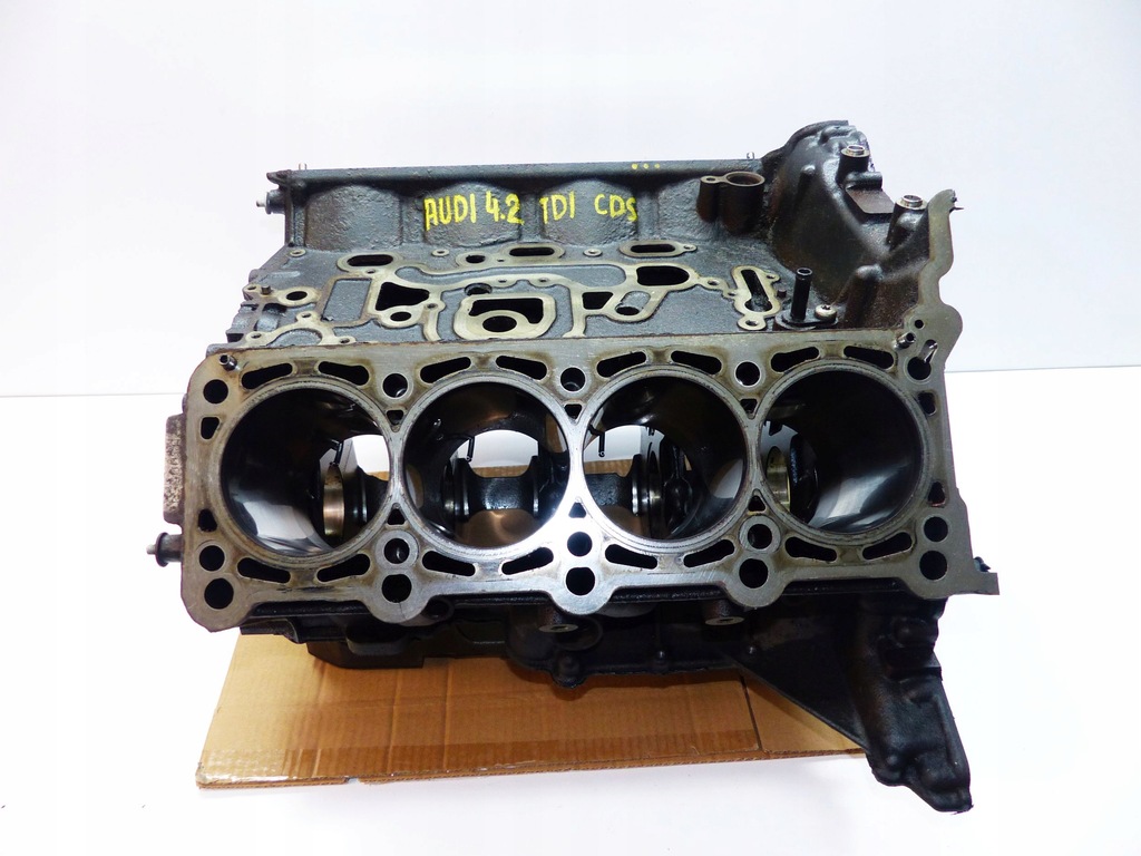 AUDI A8 D4 4H 4.2 TDI CDS CYLINDER BLOCK Product image