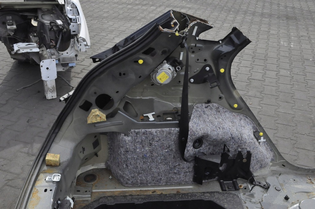 FORD PUMA II MK2 ΟΛΟΚΛΗΡΟ ΜΠΑΝΙΟ ΠΙΣΩ ΖΩΝΗ ΑΡΙΣΤΕΡΟ ΔΕΞΙ ΤΕΤΑΡΤΗ Product image