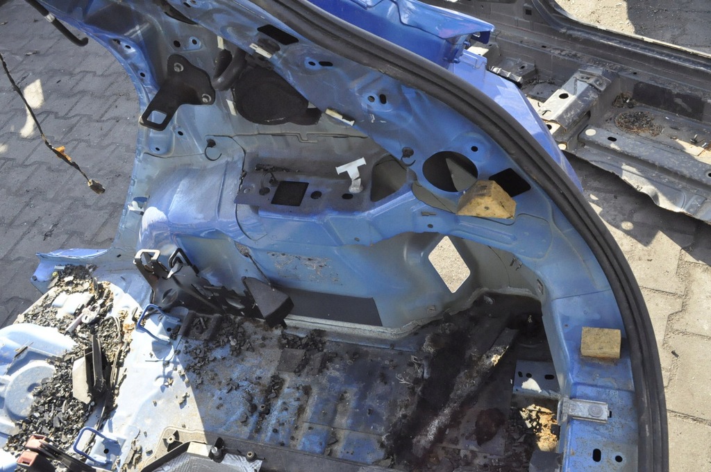 FORD PUMA II MK2 ΟΛΟΚΛΗΡΟ ΜΠΑΝΙΟ ΠΙΣΩ ΖΩΝΗ ΑΡΙΣΤΕΡΟ ΔΕΞΙ ΤΕΤΑΡΤΗ Product image