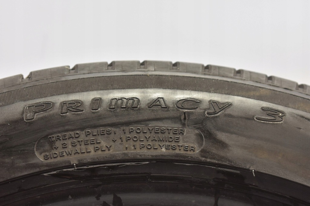 MICHELIN PRIMACY 3 SUMMER TIRE 235/45/17 R17 Product image